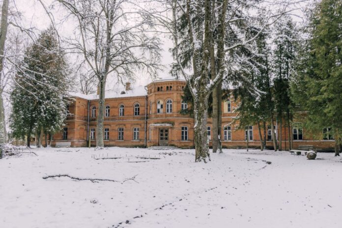 mezciema sanatorija Mežciema sanatorijas teritorija Daugavpilī. Foto: Jevgeņijs Ratkovs