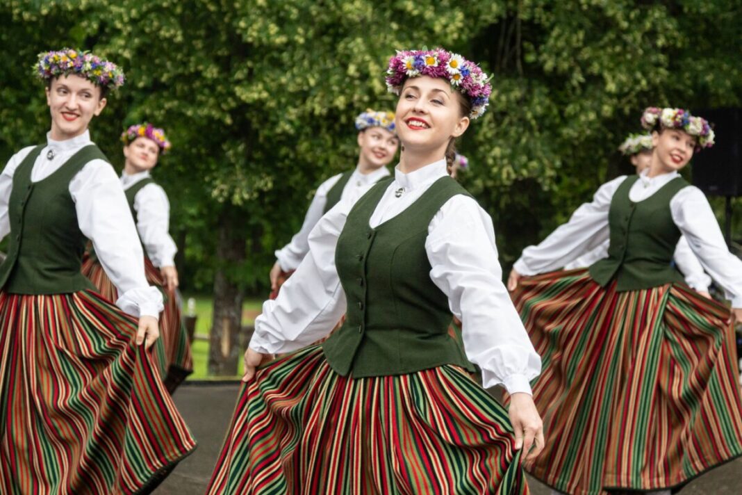 Līgo svētki Līksnā 2024. Foto: Viktorija Kravcova / Chayka.lv