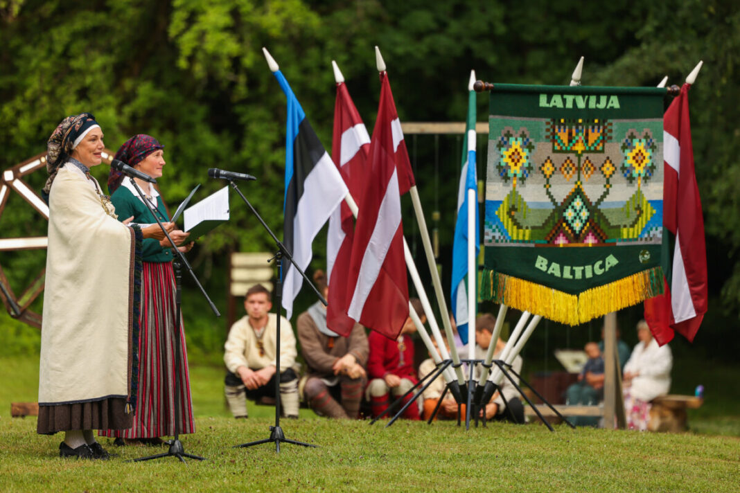 52199963812_91368c6cd9_k Festivāla BALTICA 2022 Atklāšanas koncerts "Spēlē šādu vakariņu" Turaidas muzejrezervātā |07.07.2022. Foto: Reinis Oliņš / Latvijas Nacionālais kultūras centrs