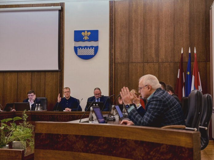 Daugavpils valstspilsētas pašvaldības domes sēde. 2025. gada 27. februāris. Foto: Anna Luīze Ruskule Daugavpils valstspilsētas pašvaldības domes sēde. 2025. gada 27. februāris. Foto: Anna Luīze Ruskule