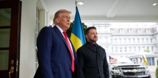 Ukrainas prezidents Volodimirs Zelenskis ar ASV prezidentu Donaldu Trampu Vašingtonā 2025. gada 18. augustā. Foto. president.gov.ua/ Volodimira Zelenska oficiālā mājaslapa
