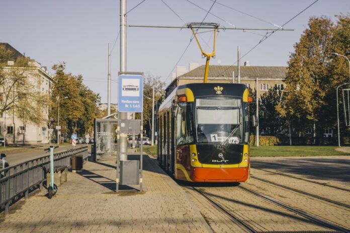 Daugavpils tramvajs. Foto: Jevģenijs Ratkovs. Daugavpils tramvajs. Foto: Jevģenijs Ratkovs.