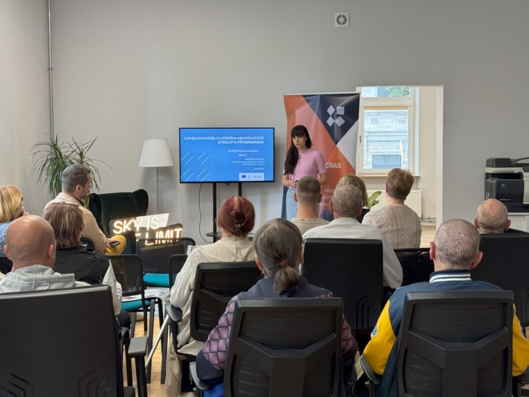 Karjeras diena projekta “CERĪBA: bezpajumtnieki arī ir cilvēki” dalībniekiem. 2025. gada 22. augusts. Foto uzņēmuši projekta dalībnieki. Karjeras diena projekta “CERĪBA: bezpajumtnieki arī ir cilvēki” dalībniekiem. 2025. gada 22. augusts. Foto uzņēmuši projekta dalībnieki.