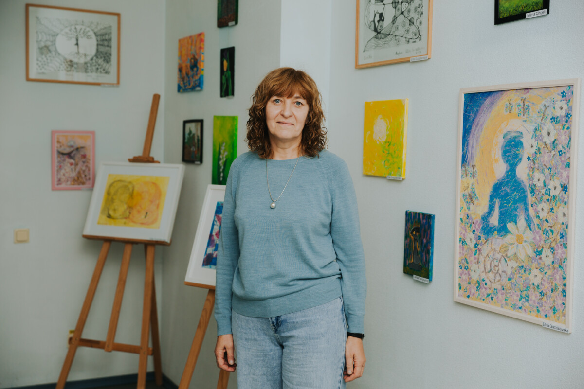 Lilita Gadzāne, Daugavpils dienas centra “Saskarsme” sociālā darbiniece. 2025. gada 15. septembrī. Foto: Irina Maskaļenko / Chayka.lv