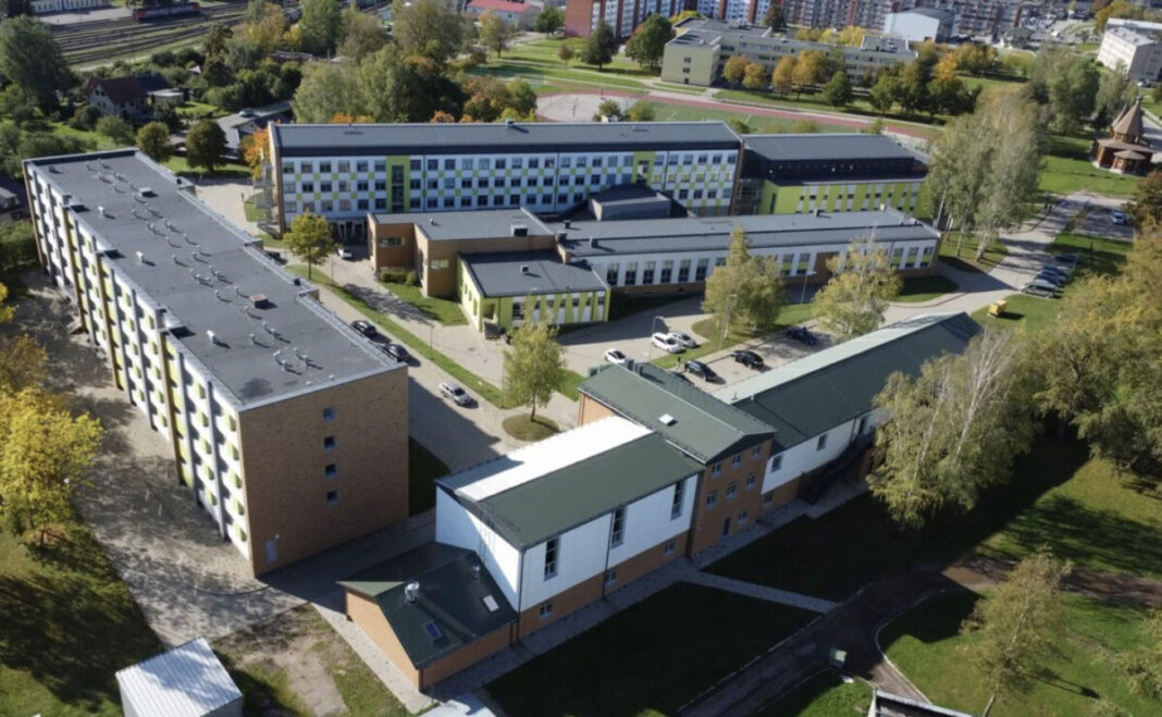 No Rēzeknes tehnikuma budžeta, iespējams, izkrāpti vismaz 54 tūkstoši eiro. Foto no tehnikuma mājaslapas No Rēzeknes tehnikuma budžeta, iespējams, izkrāpti vismaz 54 tūkstoši eiro. Foto no tehnikuma mājaslapas