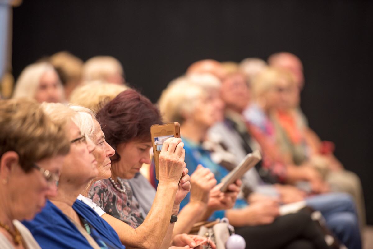 Senioru festivāla dalībnieki Kuldīgā. 2025. gada 17. septembris. Foto: Artis Gustovskis