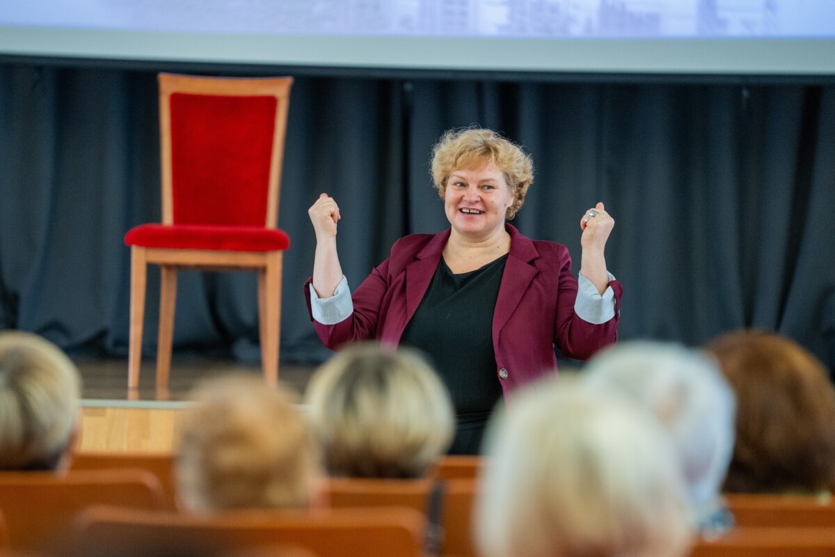 Biruta Mūrniece “Trešās paaudzes universitātes” atklāšanā Daugavpils Universitātē. 2025. gada 17. oktobris. Foto: Andrejs Jemeļjanovs