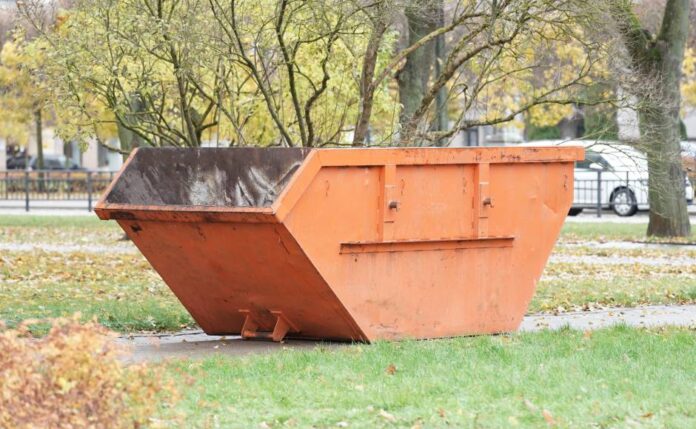 Zaļās masas savākšanas konteiners. Foto: Daugavpils valstspilsētas pašvaldība Zaļās masas savākšanas konteiners. Foto: Daugavpils valstspilsētas pašvaldība