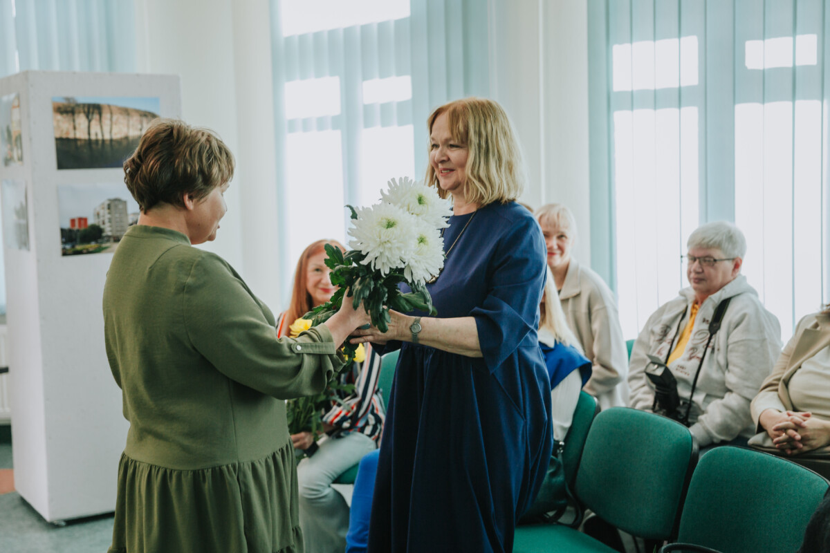 Inesas Norkarkles fotoizstādes atklāšana. Daugavpils, Krievu kultūras centrs. 2025. gada 19. septembris. Foto: Irina Maskaļenko
