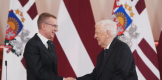 Valsts prezidents Rīgas pilī pasniedz Latvijas valsts augstākos apbalvojumus. Foto autors: Ilmārs Znotiņš, Dāvis Doršs, Valsts prezidenta kanceleja.
