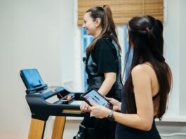Atrodi spēku sevī: EMS Fit Studio par kustību, līdzsvaru un sevis mīlestību. Partnermateriāls https://lat.chayka.lv/2025/11/13/atrodi-speku-ems-fit-studio/