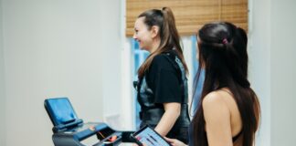 https://lat.chayka.lv/2025/11/13/atrodi-speku-ems-fit-studio/