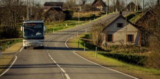 No 15. janvāra mainās biļešu cenas vilcieniem un autobusiem. Foto: Autotransporta direkcija