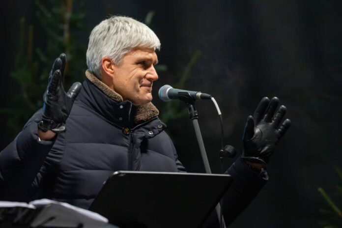 Latgalē no mēriem pielaide valsts noslēpumam liegta tikai Bartaševičam. Foto: Aleksandrs Bartaševičs / Facebook
