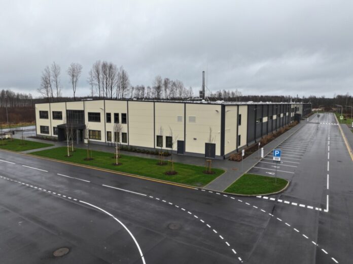 Austrumlatvijas viedo tehnoloģiju un pētniecības centra ALTOP industriālais parks Lidostas ielā 4, Locikos. Foto: daugavpils.lv Austrumlatvijas viedo tehnoloģiju un pētniecības centra ALTOP industriālais parks Lidostas ielā 4, Locikos. Foto: daugavpils.lv