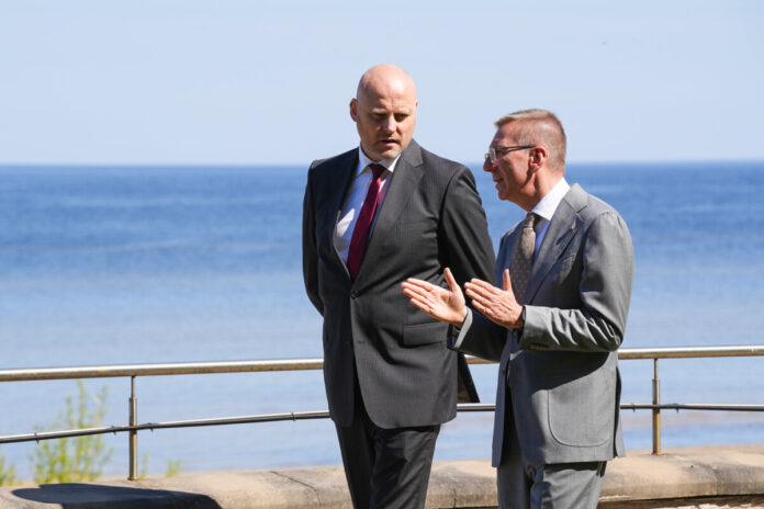 Valsts prezidenta Edgara Rinkēviča un Ministru prezidenta Andra Kulberga tikšanās un preses konference. Foto: Ilmārs Znotiņš / Valsts prezidenta kanceleja Valsts prezidenta Edgara Rinkēviča un Ministru prezidenta Andra Kulberga tikšanās un preses konference. Foto: Ilmārs Znotiņš / Valsts prezidenta kanceleja