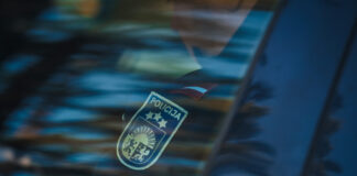 Policija rosina kriminālvajāšanu pret diviem vīriešiem, kuri atbalstīja laupīšanu Augšdaugavas novadā Publicitātes attēls. Avots: Valsts policija