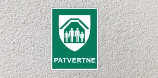 Patvertnes norādes zīme. Foto: Augšdaugavas novada pašvaldība