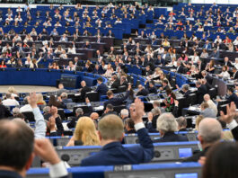 Balsošana Eiropas Parlamentā. Ilustratīvs attēls: European Parliament