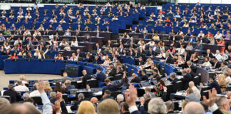 Balsošana Eiropas Parlamentā. Ilustratīvs attēls: European Parliament