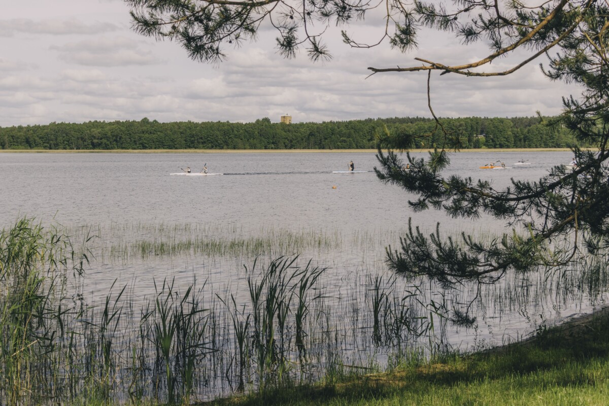 Lielais Stropu ezers Daugavpilī. 2026. gada 10. jūlijs. Foto: Jevgeņijs Ratkovs