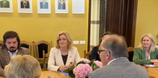 Izglītības un zinātnes ministre Ilze Indriksone apmeklē Daugavpils Universitāti. Foto: Anna Kusiņa / Chayka.lv