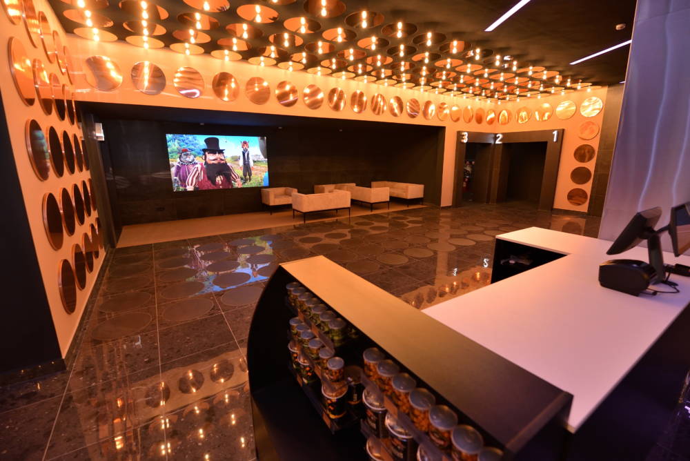 Dažādi “SKYLINE” kinoteātri Baltkrievijā. Foto: Новости Гомеля, SKYLINE Cinema