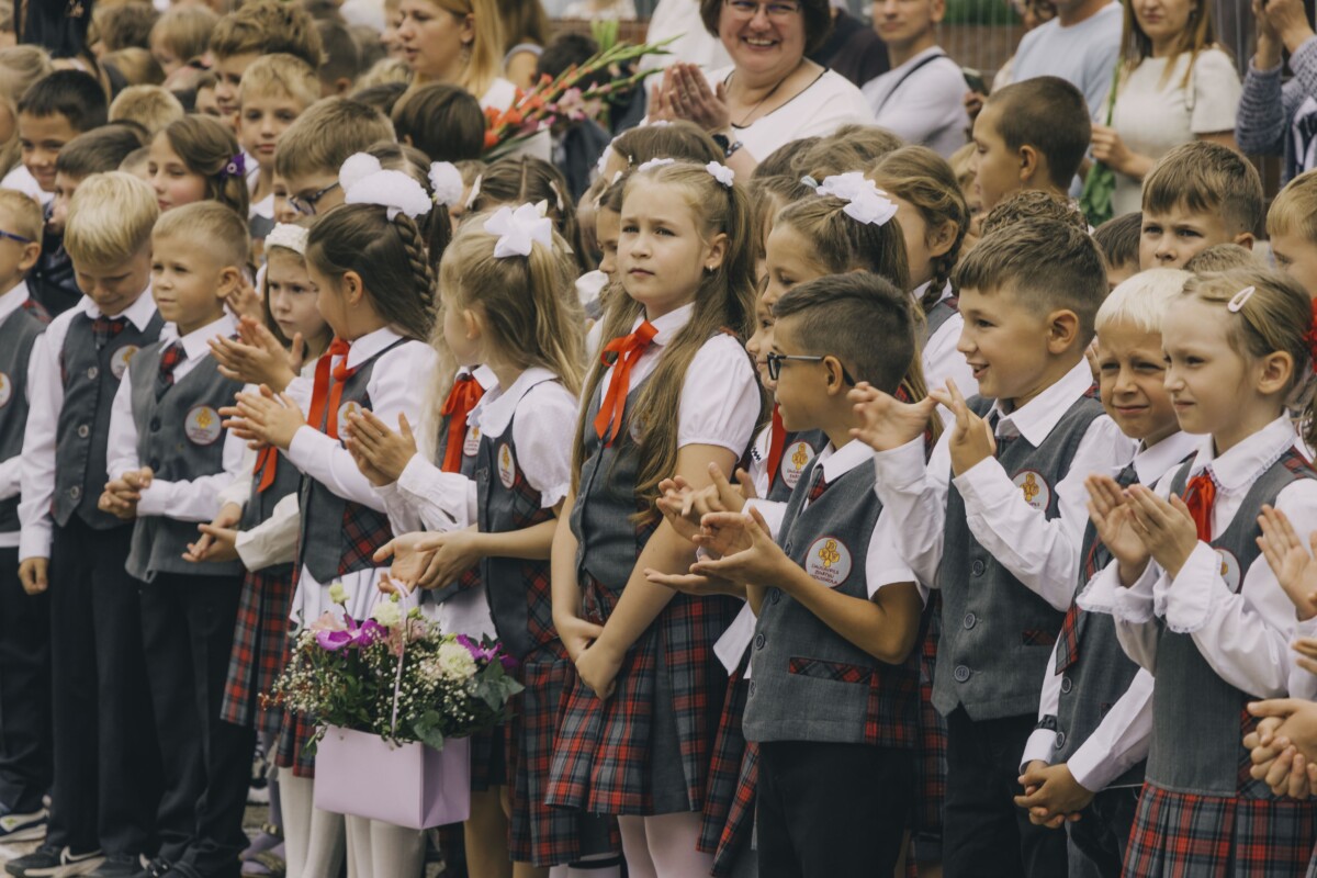 Zinību diena Daugavpils Zinātņu vidusskolā. 2026. gada 1. septembris. Foto: Jevgeņijs Ratkovs