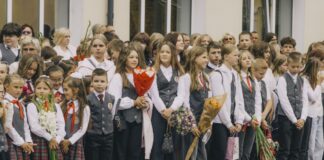 Zinību diena Daugavpils Zinātņu vidusskolā. 2026. gada 1. septembris. Foto: Jevgeņijs Ratkovs