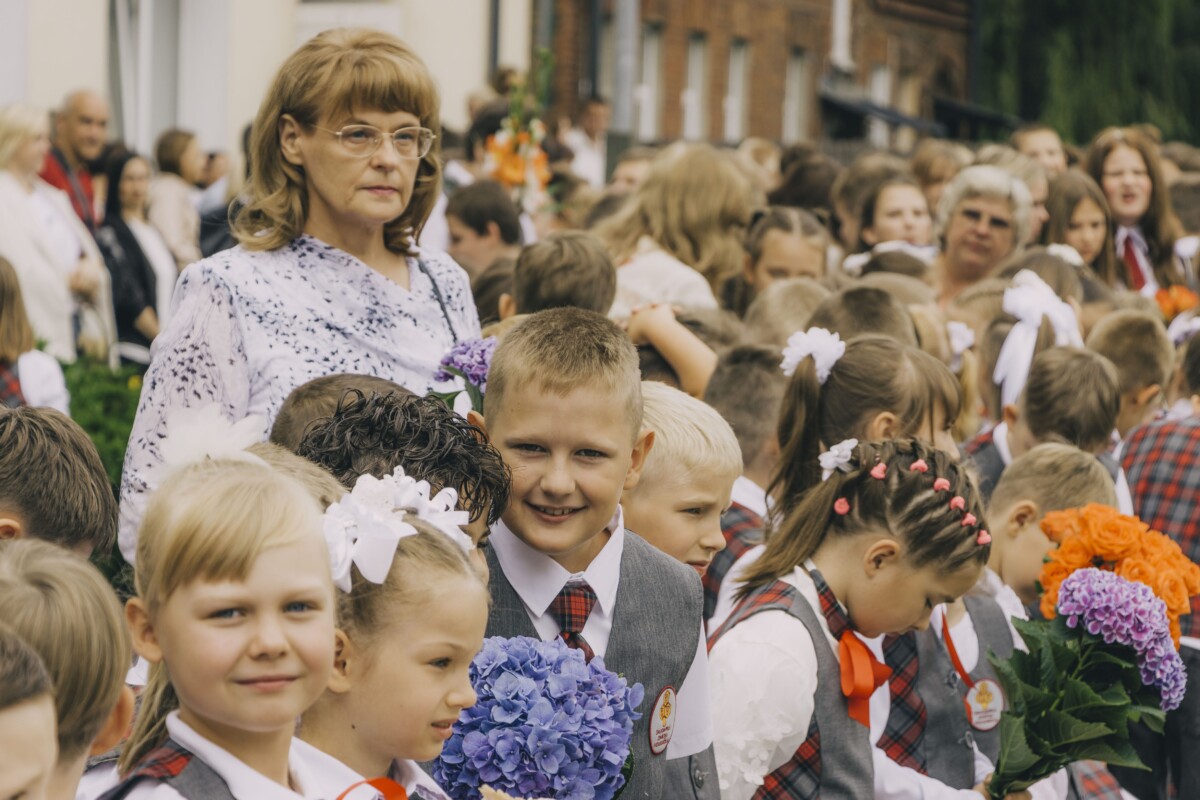 Zinību diena Daugavpils Zinātņu vidusskolā. 2026. gada 1. septembris. Foto: Jevgeņijs Ratkovs
