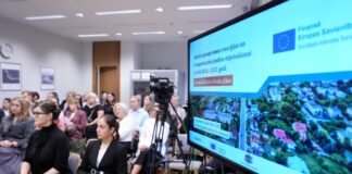 Informatīvais pasākums “Atbalsta programmas enerģijas un transporta pieejamības stiprināšanai Latvijā 2026.–2032. gadā”, kas veltīts Latvijas Sociālā klimata fonda plāna 2026.–2032. gadam apstiprināšanai un īstenošanas sākšanai. 2026. gada 4. septembris. Foto: Ieva Leiniša / LETA