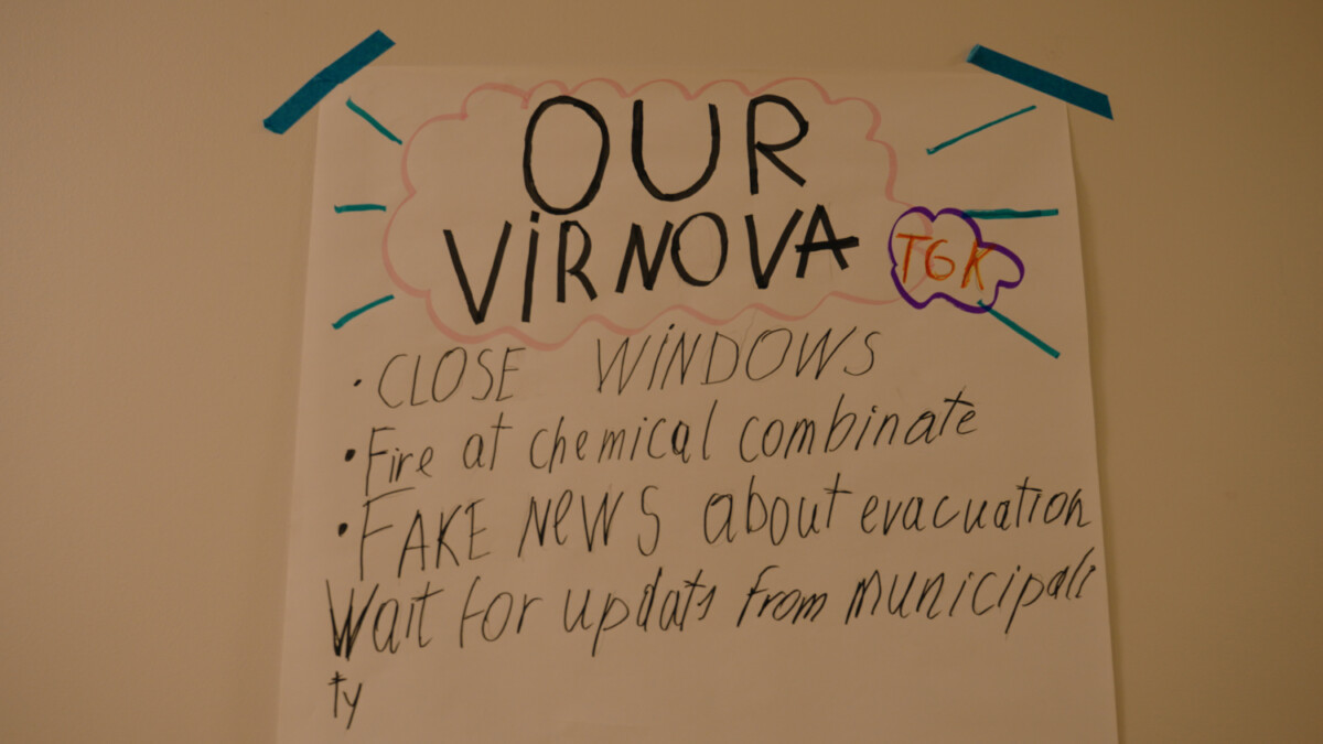 Simulācijas spēles darbība norisinājās izdomātā reģionā pie valsts austrumu robežas. Aiz tās atradās valsts, kas regulāri rīkoja provokācijas. Pirmā komanda pārstāvēja reģiona centru – tā galveno pilsētu, kuras rīcībā bija visvairāk resursu. Foto: Ivars Utināns / New East