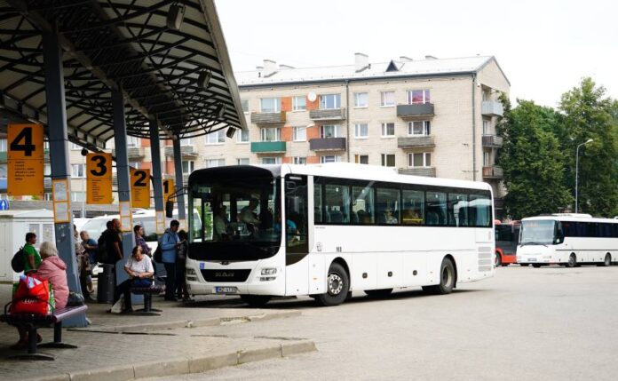 Pārvadātāju protesta laikā Latvijā atcelti 3250 autobusu reisi. Foto: daugavpils.lv