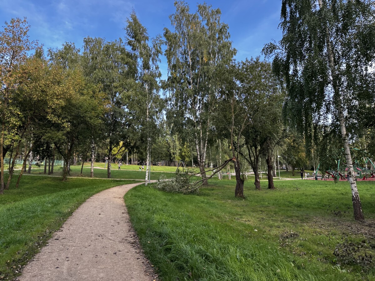 Avotiņu parks Ķīmijas apkaimē Daugavpilī. 2026. gada 31. augusts. Foto: Anastasija Šubina