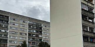 Daudzdzīvokļu mājas Jaunbūvē Daugavpilī, Puškina ielā. 2026. gada 20. septembris. Foto: Anastasija Šubina