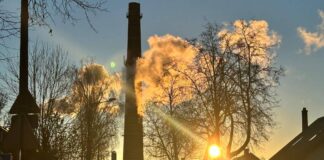 SIA “Daugavpils siltumtīkli” ir tehniski gatava 2026./2027. gada apkures sezonai un var sākt siltumenerģijas piegādi ēkām, tiklīdz saņemts attiecīgais pieteikums. Ilustratīvs foto: daugavpils.lv