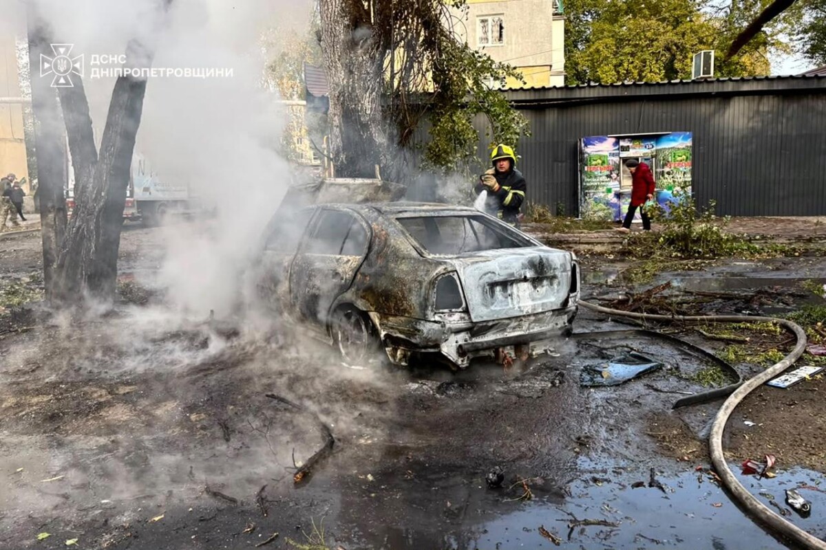 Pavlohradas apšaude ar “Shahed” tipa droniem. 2026. gada 26. oktobris. Foto: Dnipropetrovskas apgabala Valsts ārkārtas situāciju dienests
