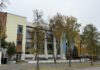 “City Center” attīstības plāns joprojām iesaldēts. Ēku saglabā nākotnes projektiem Bijušais izklaides centrs “City Center” Daugavpilī. Foto: Anna Kusiņa (2026. gada 19. oktobris).