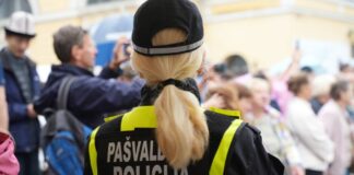 Daugavpils pašvaldības policija aicina vecākus pārrunāt ar bērniem drošības noteikumus. Foto: daugavpils.lv
