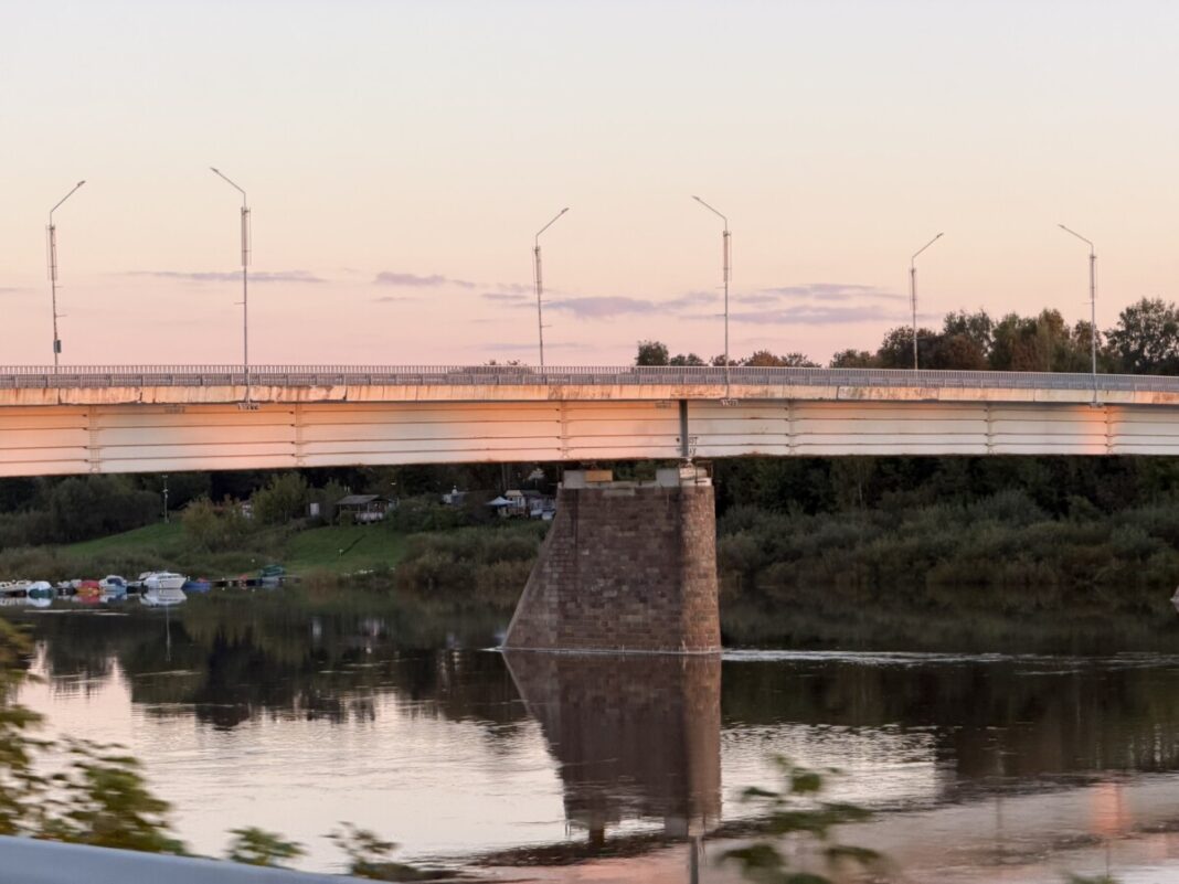 Vienības tilts Daugavpilī 2026. gada 28. septembrī. Foto: Anna Kusiņa Vienības tilts Daugavpilī 2026. gada 28. septembrī. Foto: Anna Kusiņa