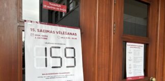 Vēlēšanu iecirknis Daugavpilī, Vienības namā. 2026. gada 30. septembris. Foto: Evelīna Maibogina
